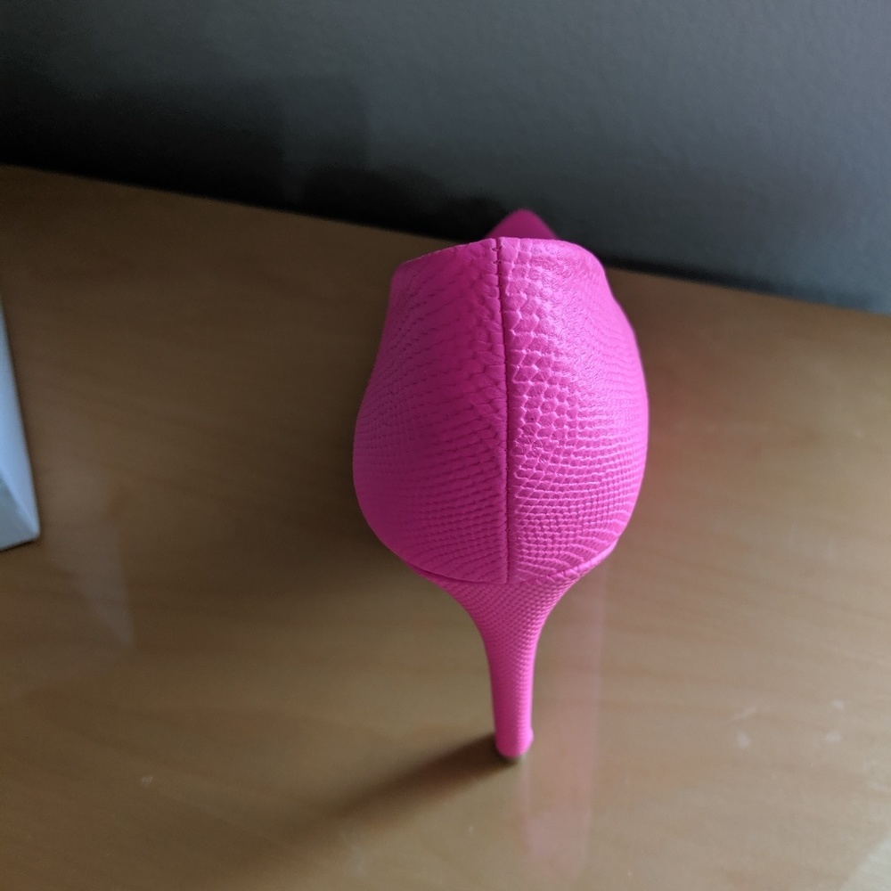💖Pink 💖 - Picture 2 of 4